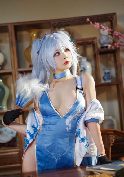 女野人艳史无删减版